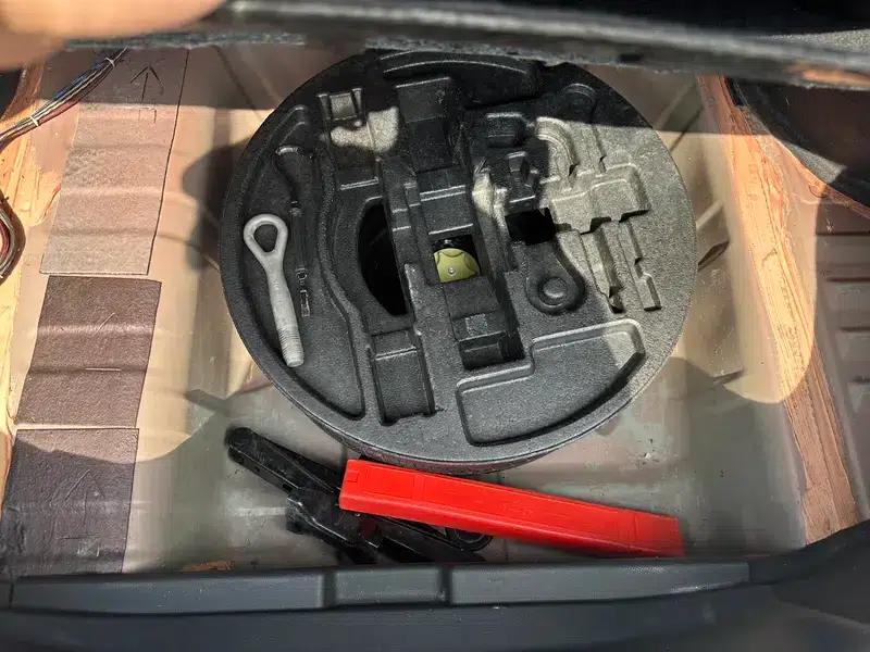 Venucia D60 2018 1.6L CVT Intelligent Elite Edition — миниатюра 8