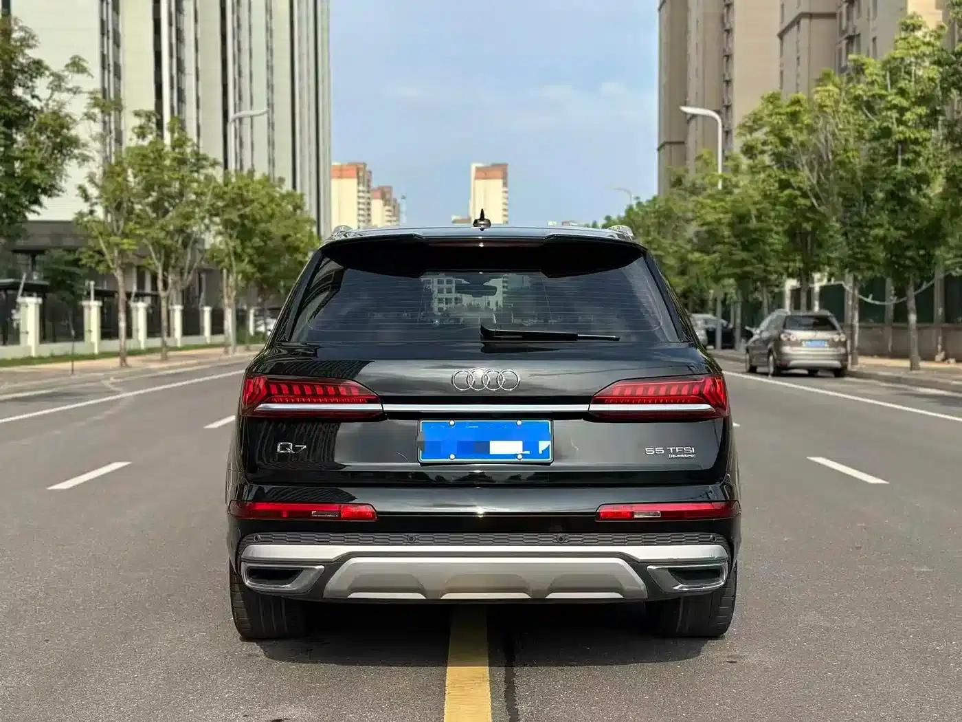 Audi Q7 2023 55 TFSI quattro S Premium — миниатюра 8