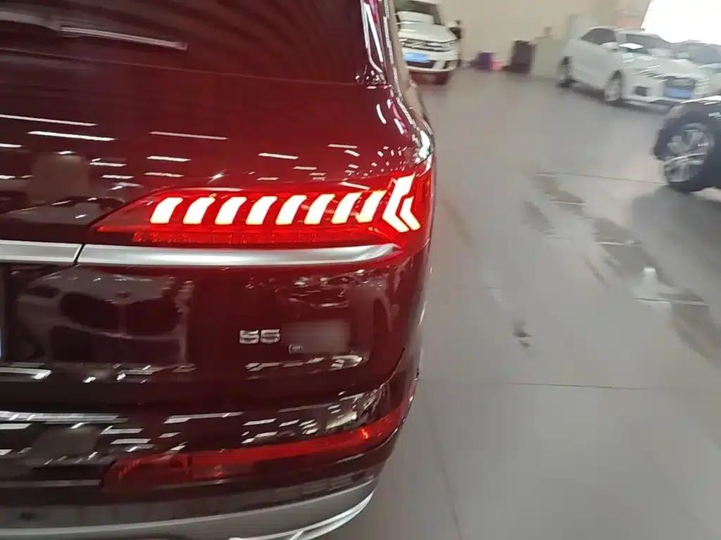 Audi Q7 2020 55 TFSI quattro S line Sport — миниатюра 8