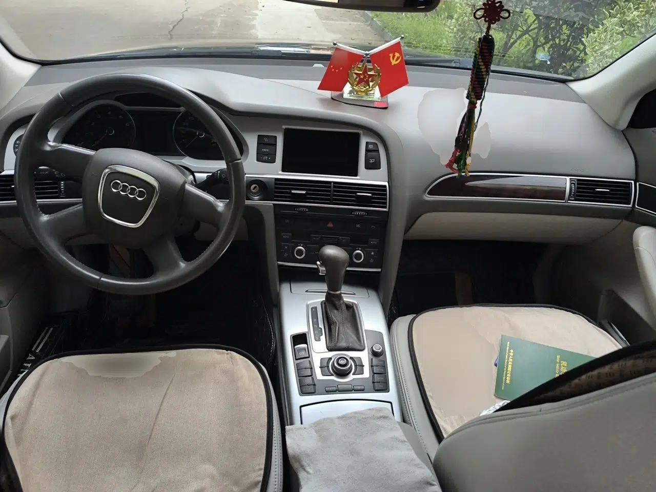 Audi A6L 2011 2.0 TFSI Automatic Standard Edition — миниатюра 9