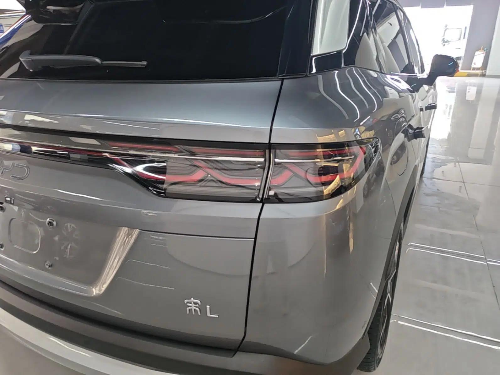 BYD Song L DM-i 2024 160 km Excellence Version — миниатюра 9