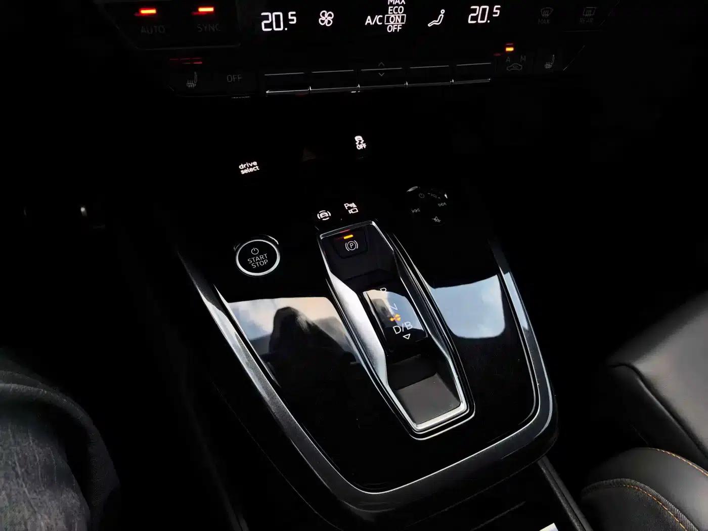 Audi Q4 e-tron 2024 Model 40 e-tron Trailblazer — миниатюра 9