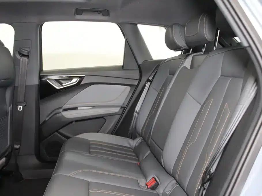 Audi Q4 e-tron 2024 Model 40 e-tron Adventure Edition — миниатюра 8
