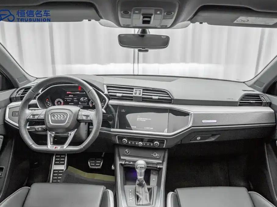 Audi Q3 Sportback 2024 40 TFSI Fashion Edition — миниатюра 13