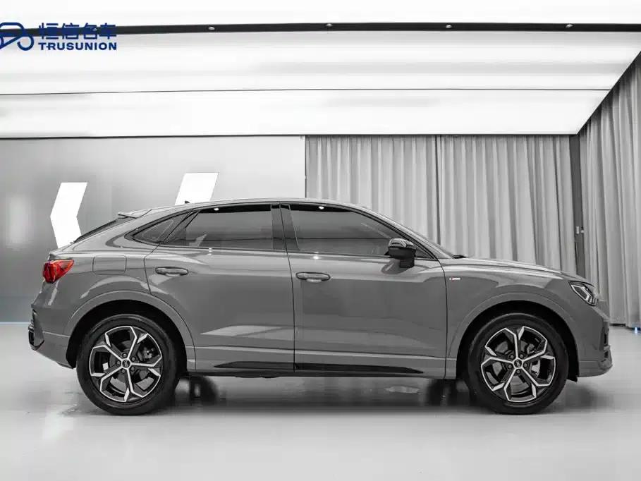Audi Q3 Sportback 2024 40 TFSI Fashion Edition — миниатюра 4