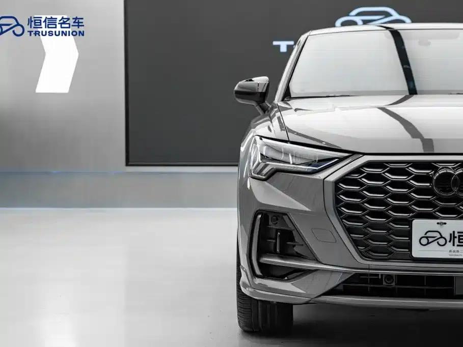 Audi Q3 Sportback 2024 40 TFSI Fashion Edition — миниатюра 8