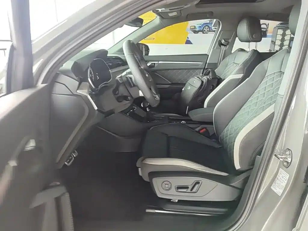 Audi Q3 Sportback 2024 40 TFSI Fashion Edition — миниатюра 15