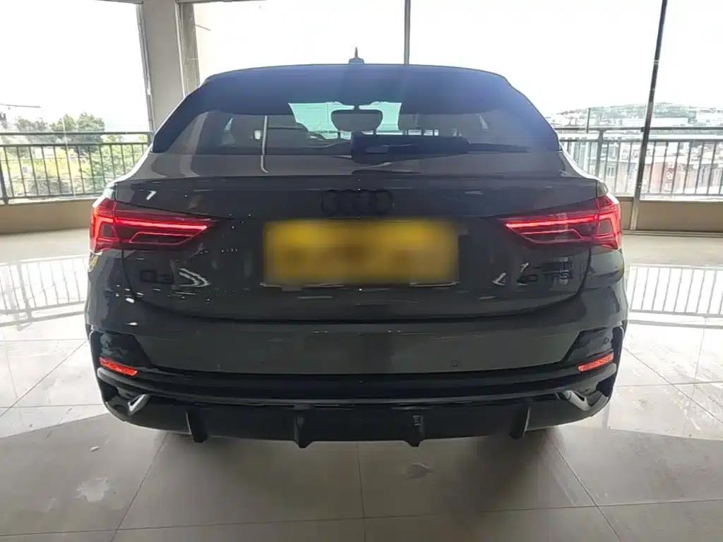 Audi Q3 Sportback 2024 40 TFSI Fashion Edition — миниатюра 6