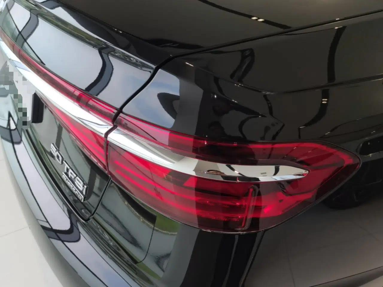 Audi A8 2024 A8L 50 TFSI quattro Prestige Edition — миниатюра 9