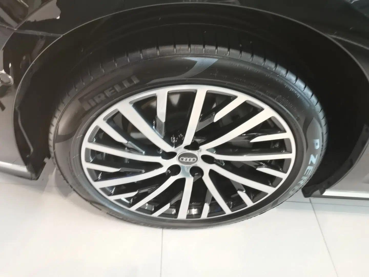 Audi A8 2024 A8L 50 TFSI quattro Prestige Edition — миниатюра 10