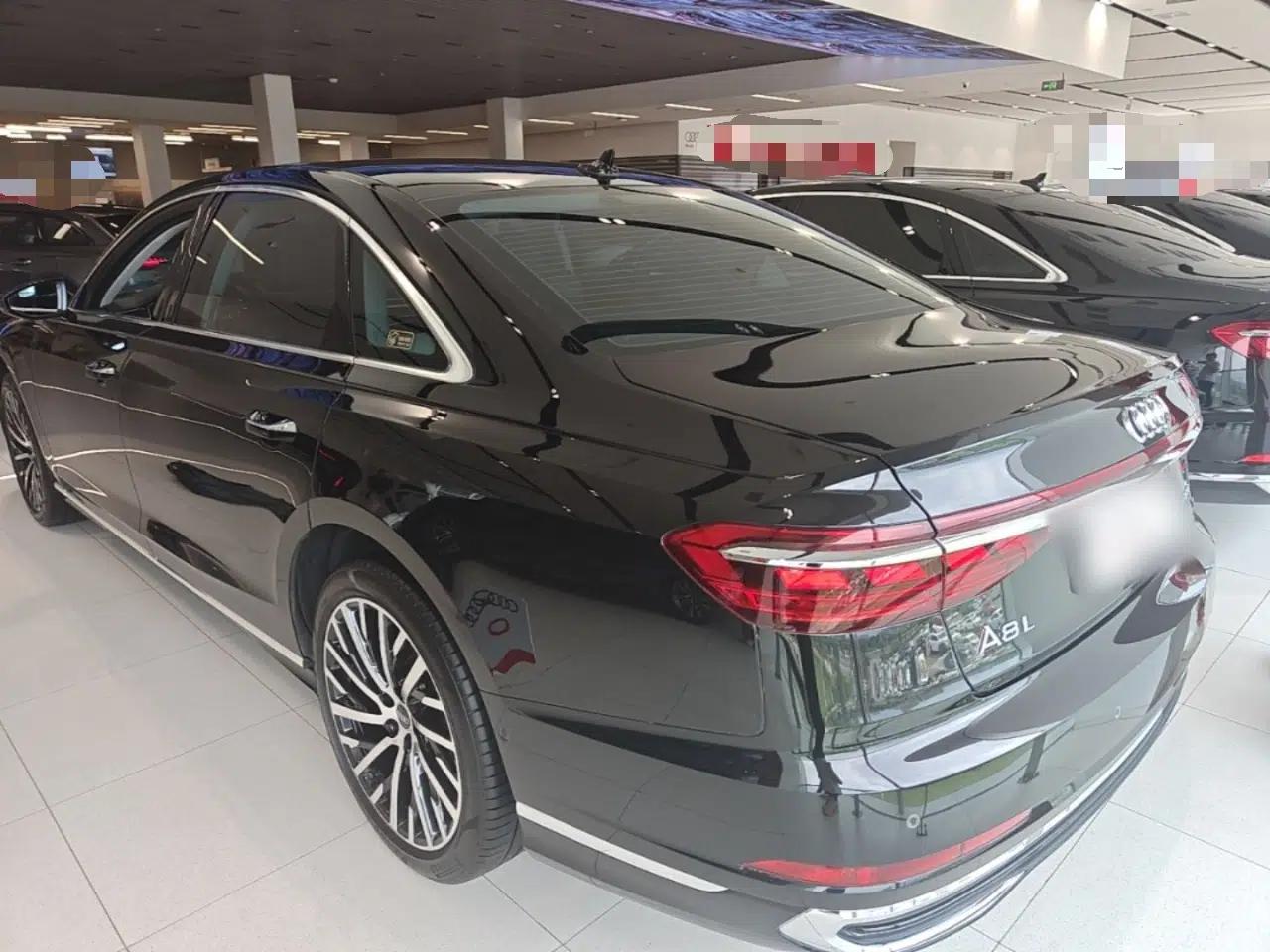 Audi A8 2024 A8L 50 TFSI quattro Prestige Edition — миниатюра 4