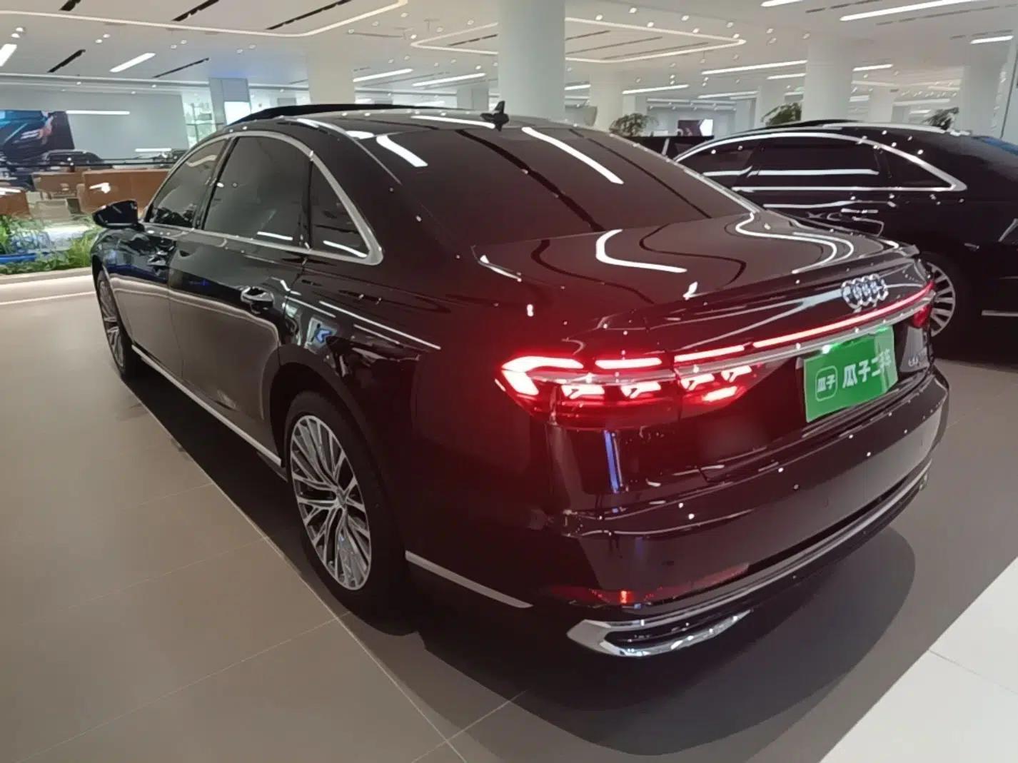 Audi A8 2023 A8L 50 TFSI quattro Prestige Edition — миниатюра 4