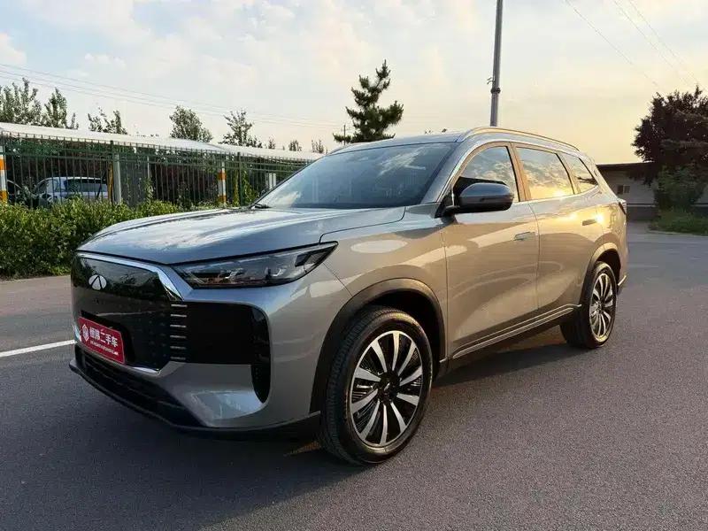 Fengyun T8 2025 1.5T 130km Luxury Edition — миниатюра 1