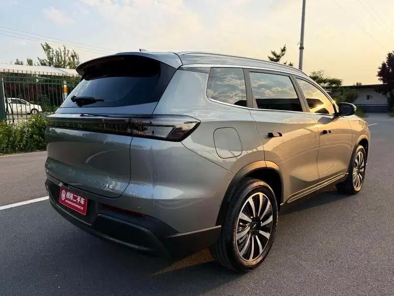 Fengyun T8 2025 1.5T 130km Luxury Edition — миниатюра 7