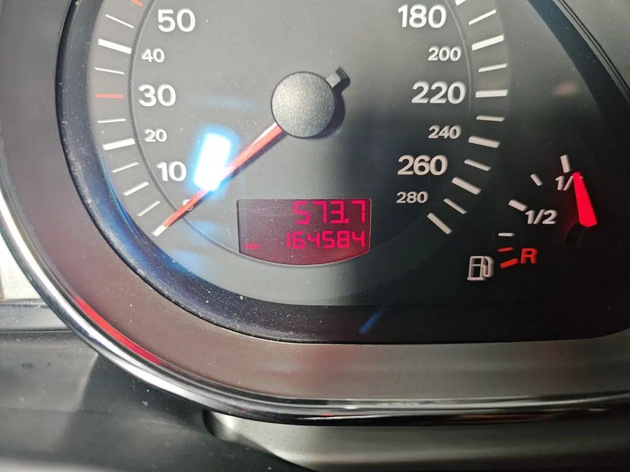 Audi Q7 2007 4.2 FSI quattro Comfort Model — миниатюра 12