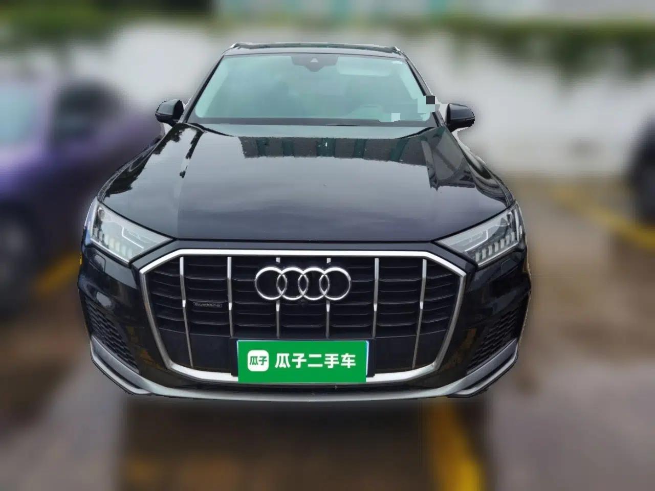 Audi Q7 2020 55 TFSI quattro S line sports model — миниатюра 2