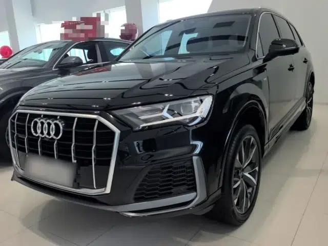 Audi Q7 2023 55 TFSI quattro S line Sport Edition