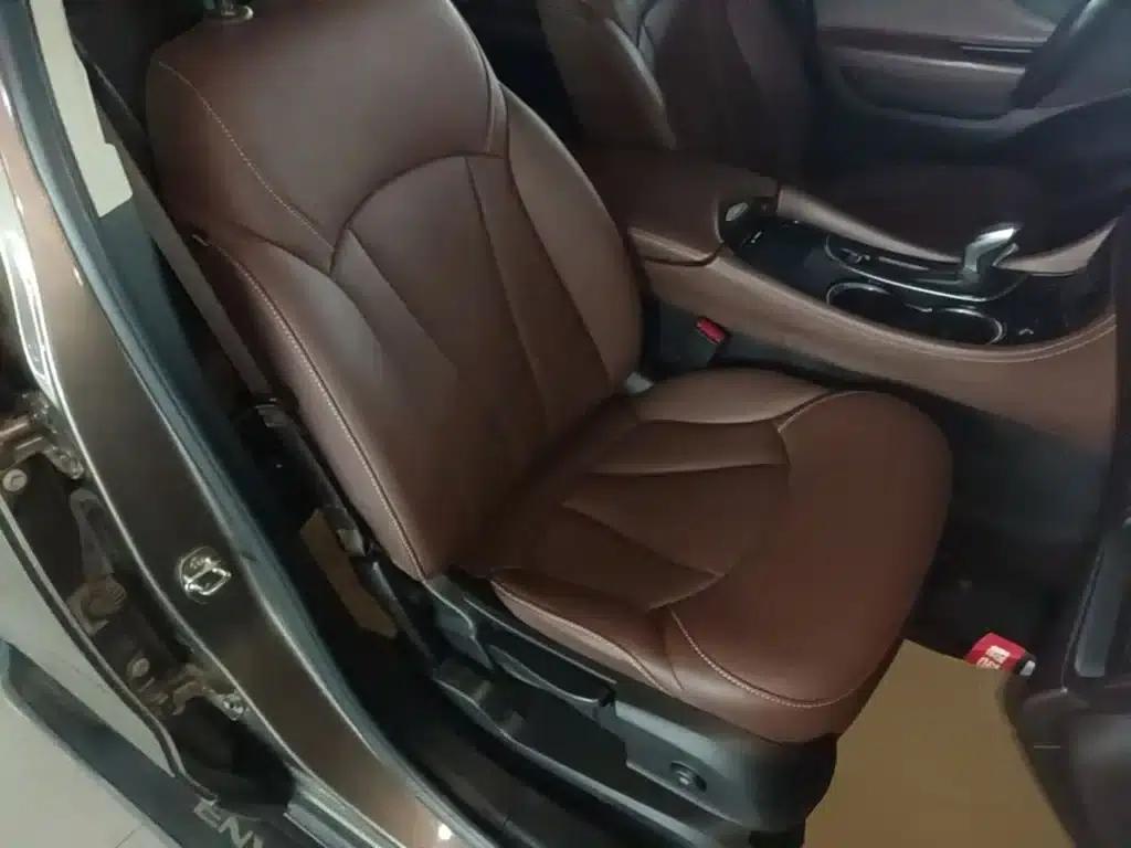 2018 Buick Envision Plus 28T AWD Elite — миниатюра 25