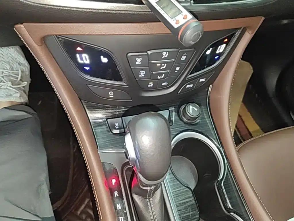 2018 Buick Envision Plus 28T AWD Elite — миниатюра 14