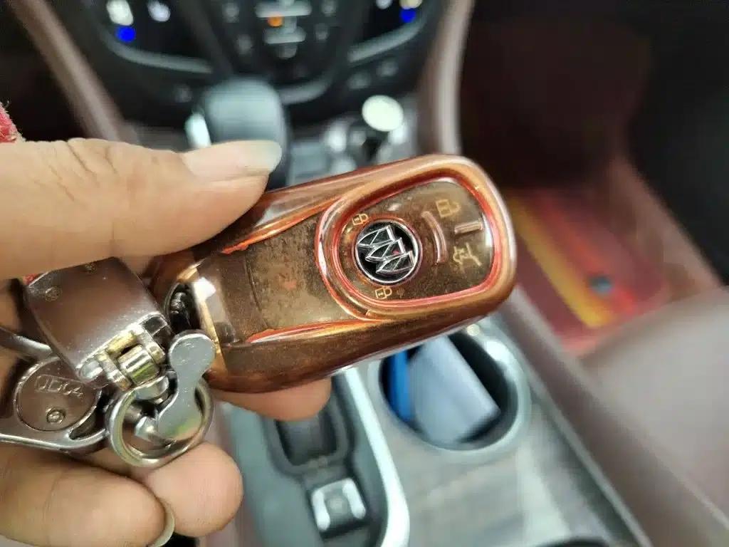 2017 Buick Envision Plus 20T 2WD Luxury — миниатюра 12