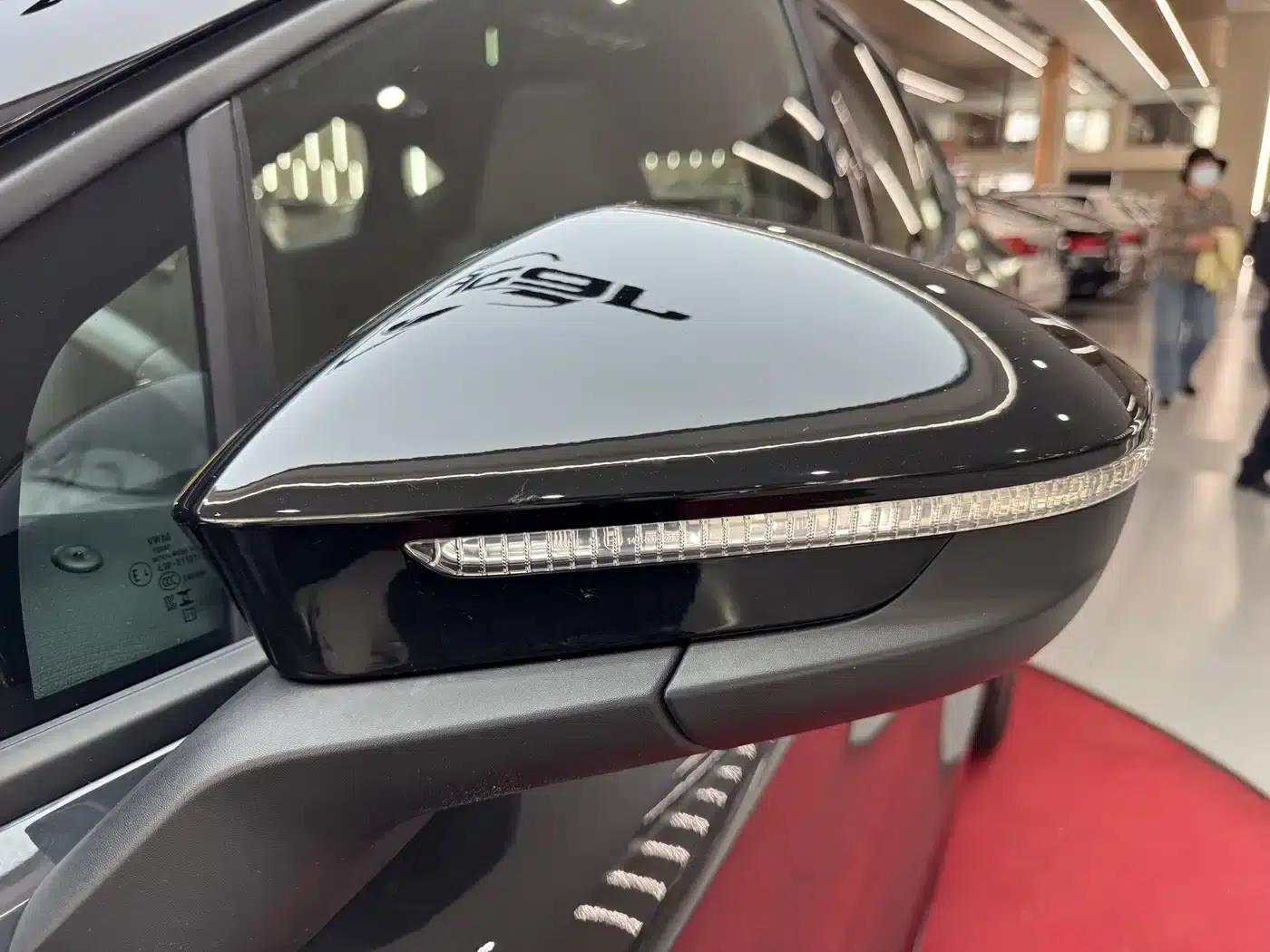 VW 06 2024 Facelift Ultra Long Range Edition — миниатюра 38