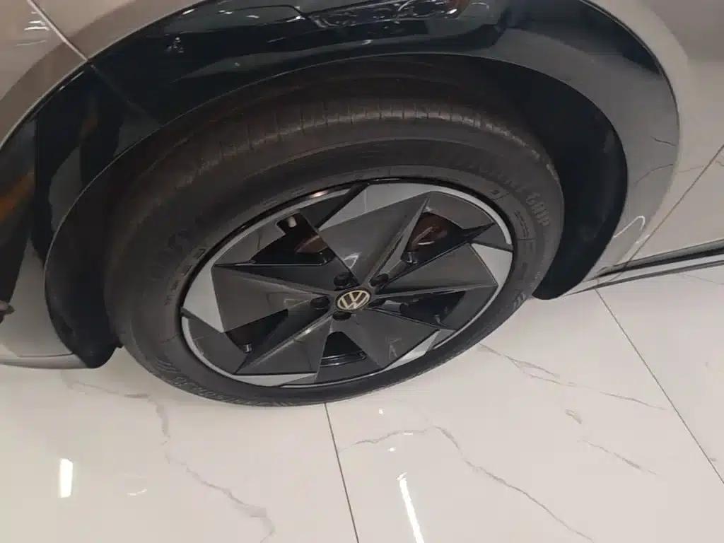 VW 06 2024 Facelift Pro Long Range Edition — миниатюра 23