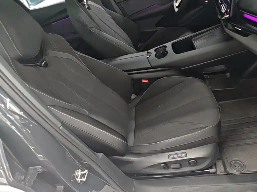 VW 06 2024 Facelift Pro Long Range Edition — миниатюра 25