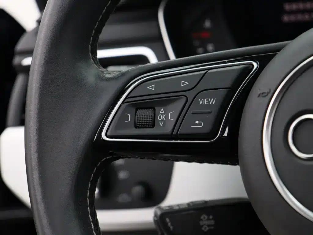 2017 Audi S5 3.0T Sportback — миниатюра 16