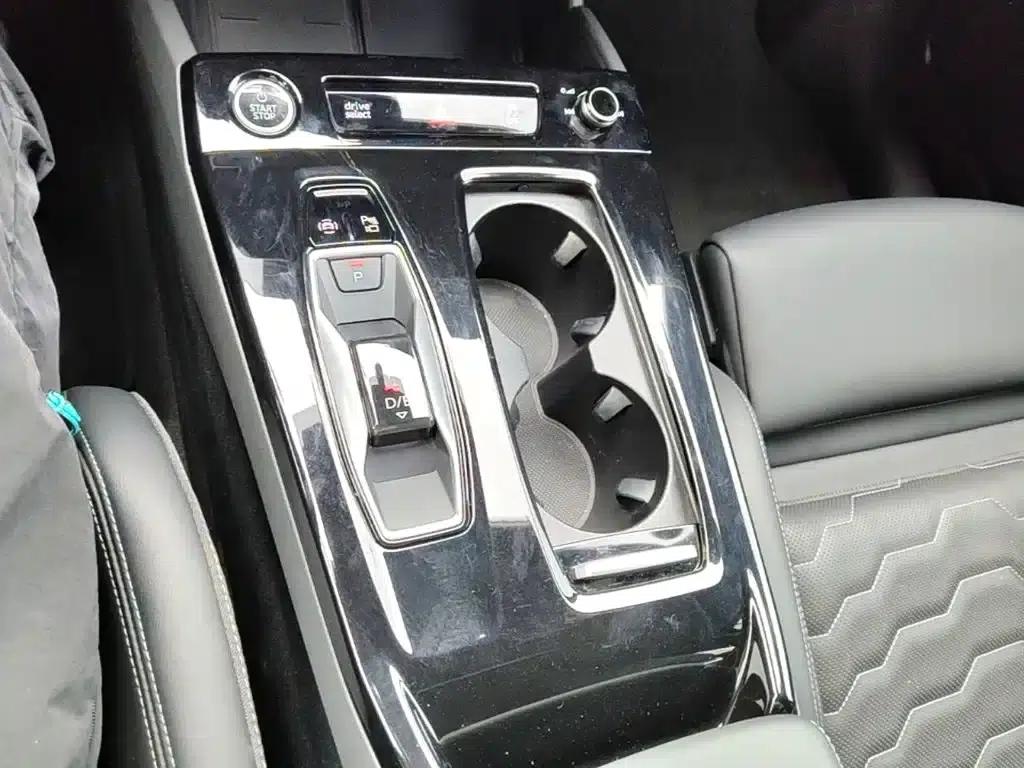Audi Q6L e-tron 2026 First Edition — миниатюра 14