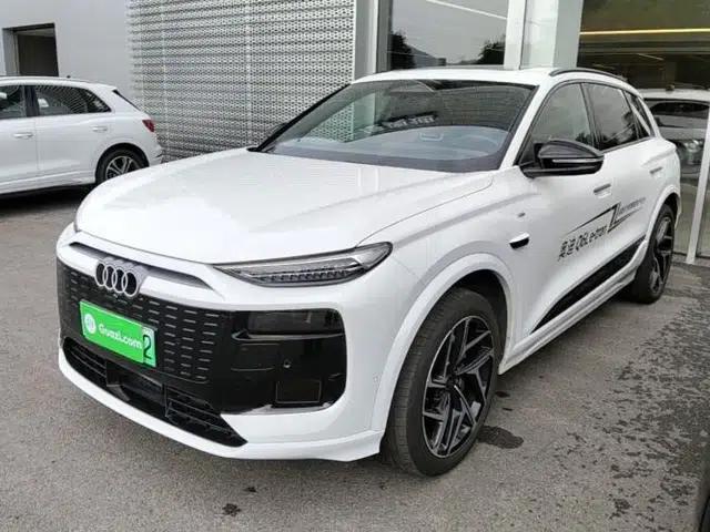Audi Q6L e-tron 2026 First Launch Navigation Edition