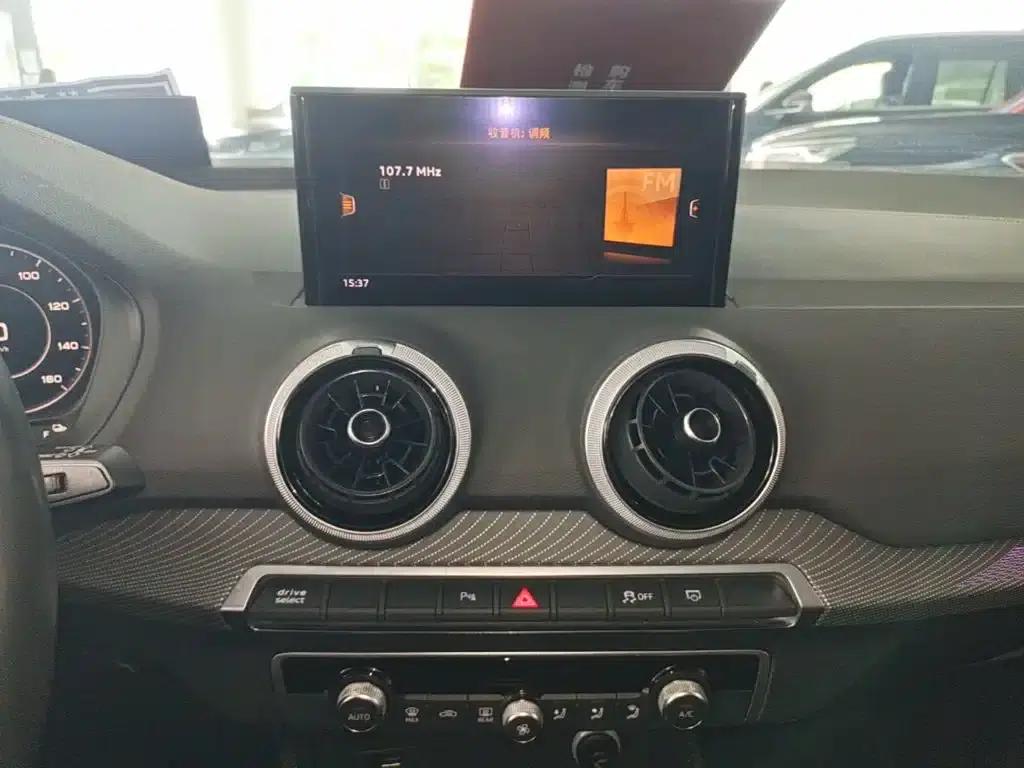 2022 Audi Q2L e-tron Pure Electric Smart Edition — миниатюра 13