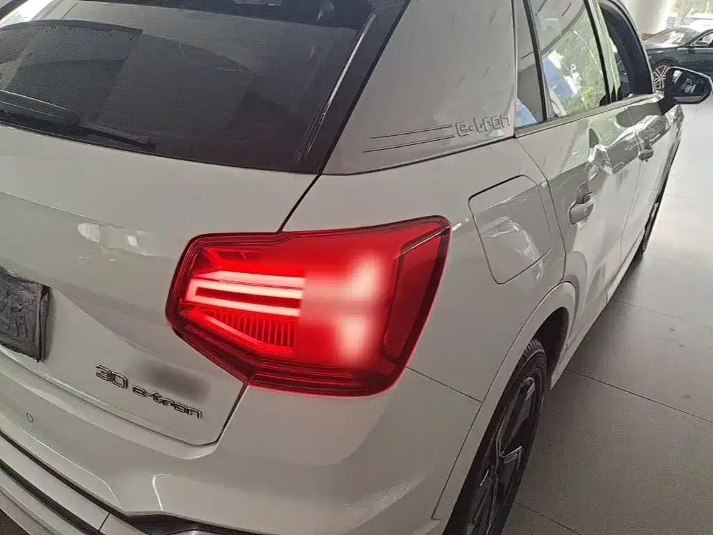 2022 Audi Q2L e-tron Pure Electric Smart Edition — миниатюра 8