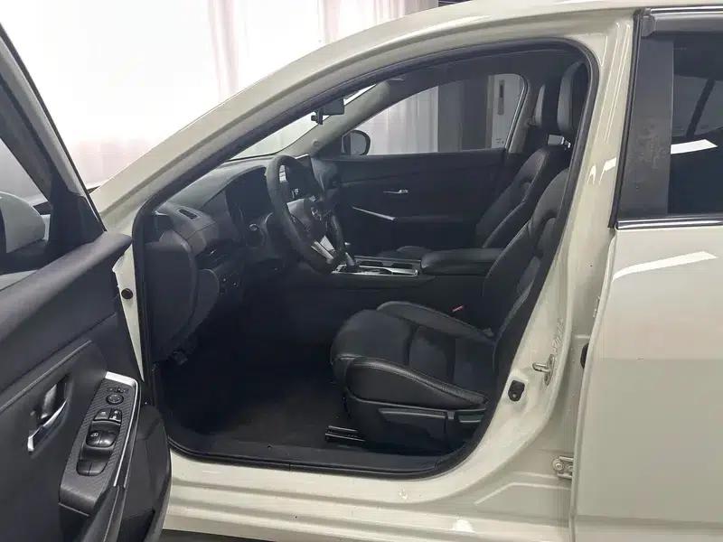 Nissan Sylphy 2020 1.6L XL CVT Enjoy Edition — миниатюра 17