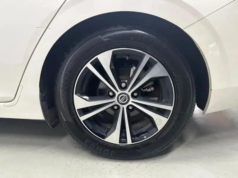 Nissan Sylphy 2020 1.6L XL CVT Enjoy Edition — миниатюра 9