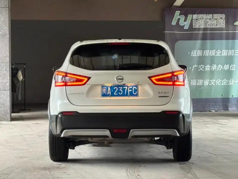 Nissan Qashqai 2019 2.0L CVT Luxury Edition — миниатюра 5