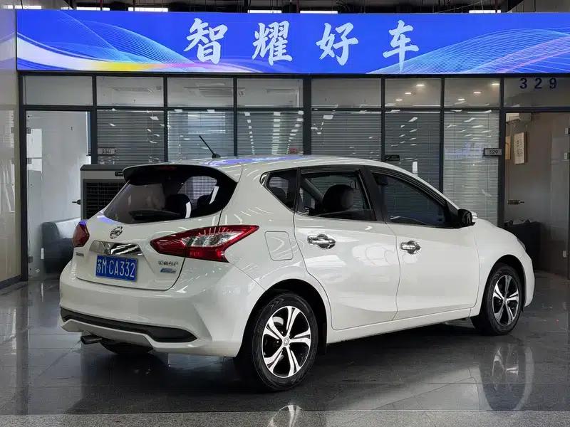2016 Tiida 1.6L CVT Smart Edition — миниатюра 5