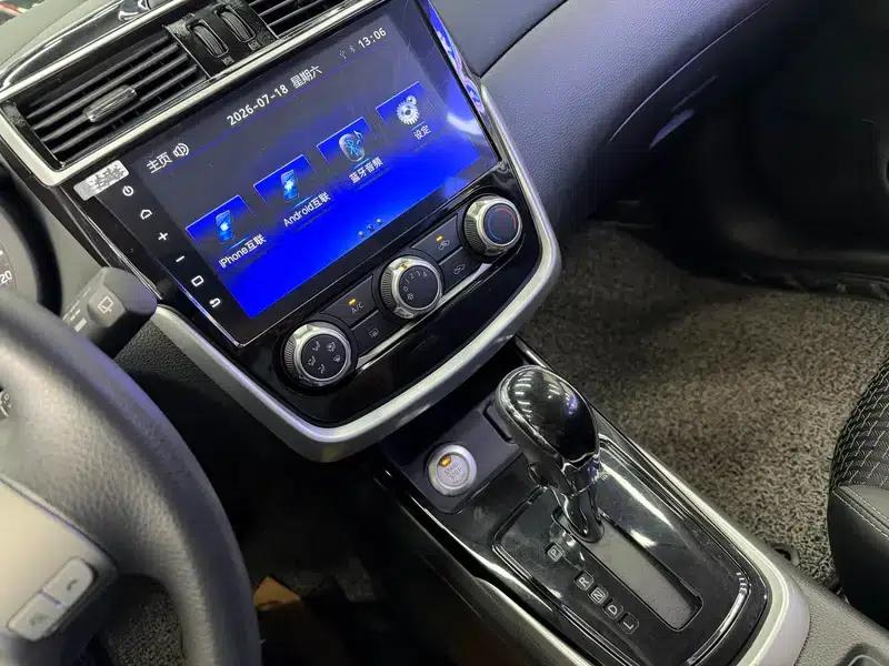 2016 Tiida 1.6L CVT Smart Edition — миниатюра 8