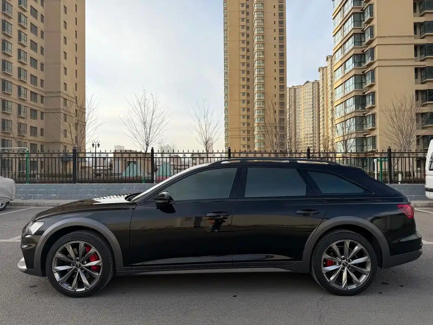 2023 Audi A6 Imported Allroad Quattro 55 TFSI Premium Off-Road Model — миниатюра 13