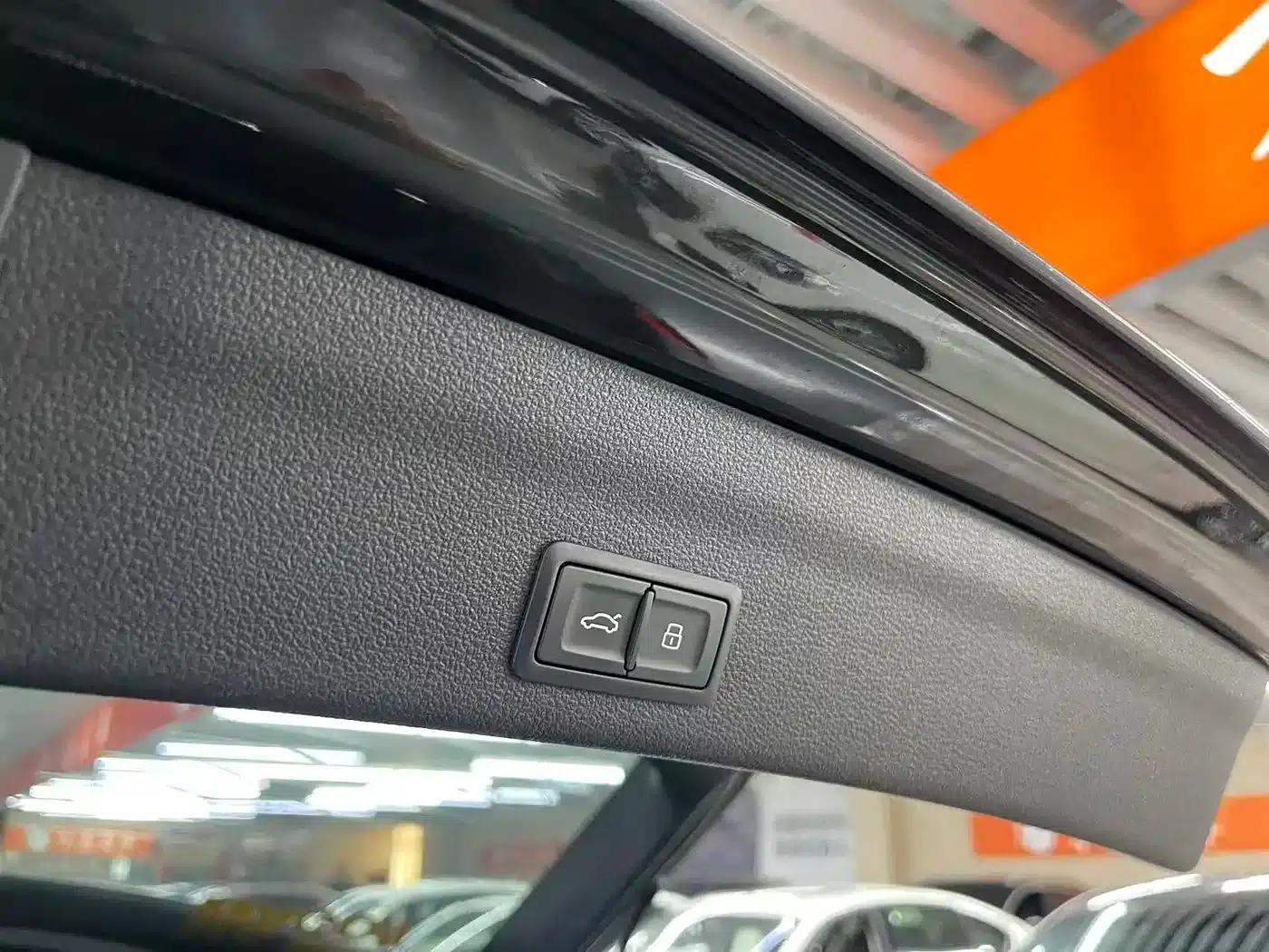 2022 Audi A6 allroad quattro Explorer 55 TFSI Premium Off-Road Model (Imported) — миниатюра 12