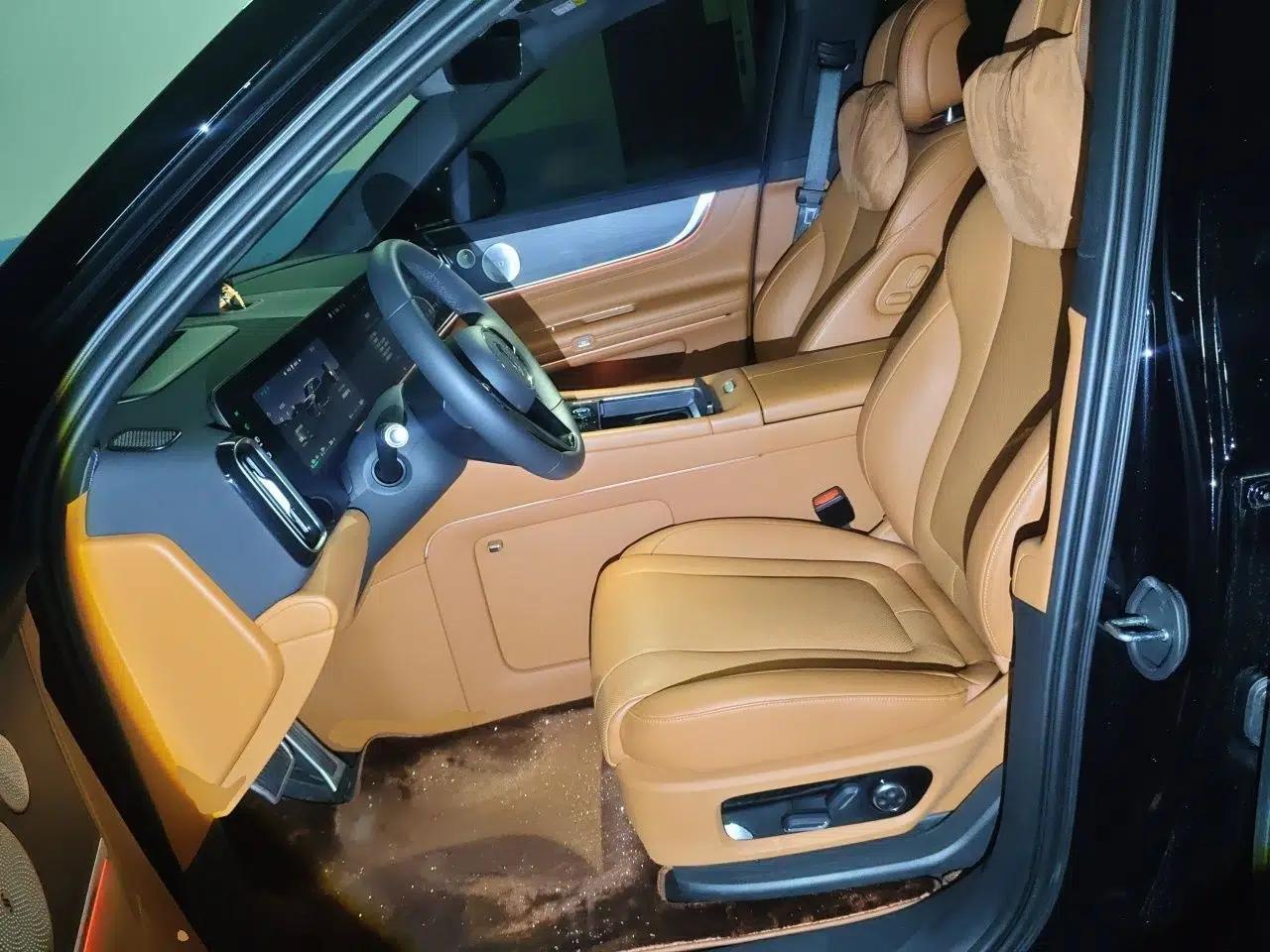 Hima AITO M9 2024 Range-Extended Max Edition 42 kWh 6-Seater Version — миниатюра 15