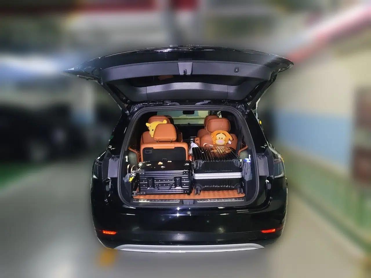 Hima AITO M9 2024 Range-Extended Max Edition 42 kWh 6-Seater Version — миниатюра 19