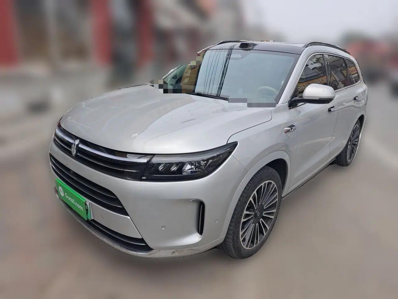 Hima AITO M7 2024 1.5T Intelligent Driving 4WD Max Edition 5 Seats — миниатюра 1