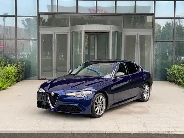 Giulia Juliet 2017 2.0T 200HP Luxury Edition