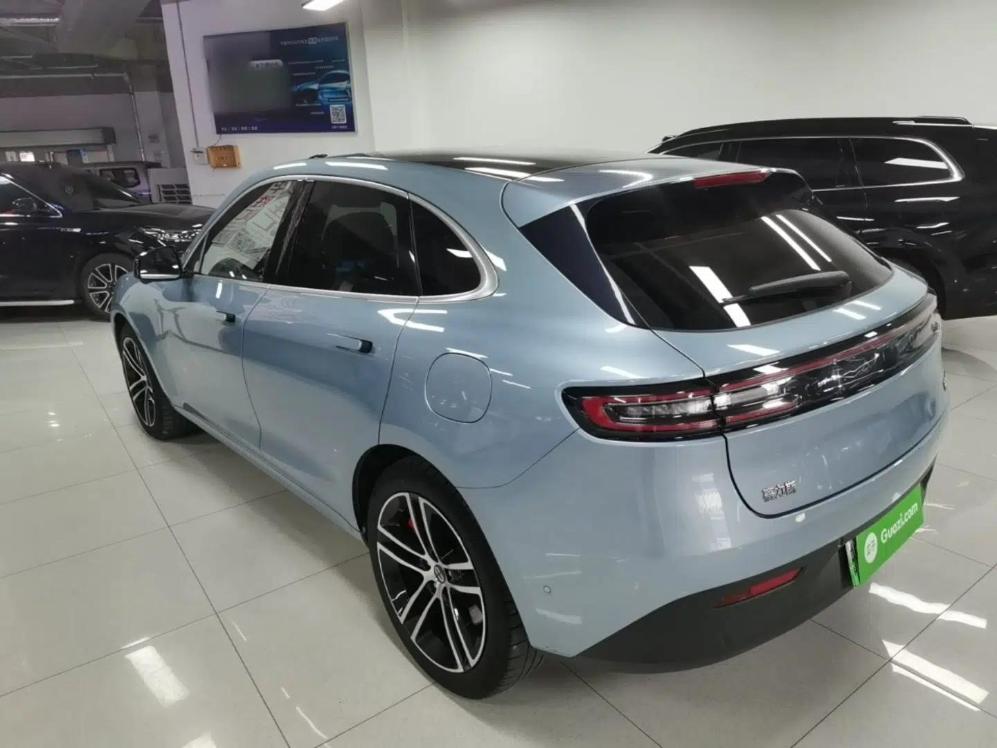 Hima AITO M5 2023 All-Electric Rear-Drive Standard Edition — миниатюра 4
