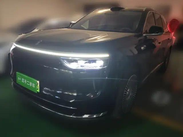 Hima AITO M8 2025 Extended-Range Max+ Version 53.4 kWh 6-Seater Edition