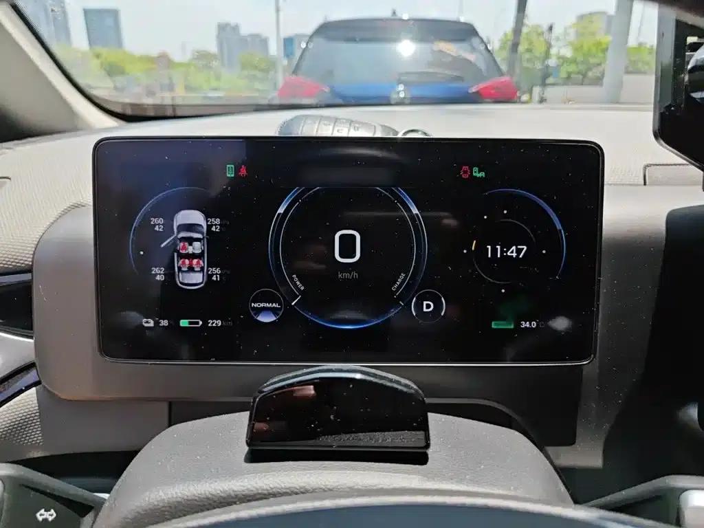 AION V 2023 Plus 80 Smart Technology Edition Ternary Lithium Lithium — миниатюра 4