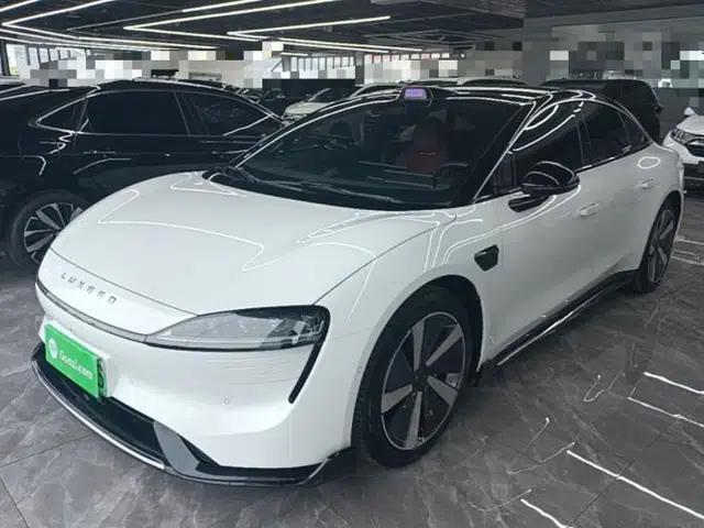 Hima Luxeed S7 2024 Max RS Four-Wheel-Drive Performance Edition