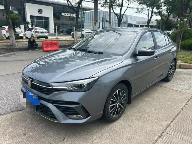 Roewe i5 2021 1.5L CVT Black Gold Edition