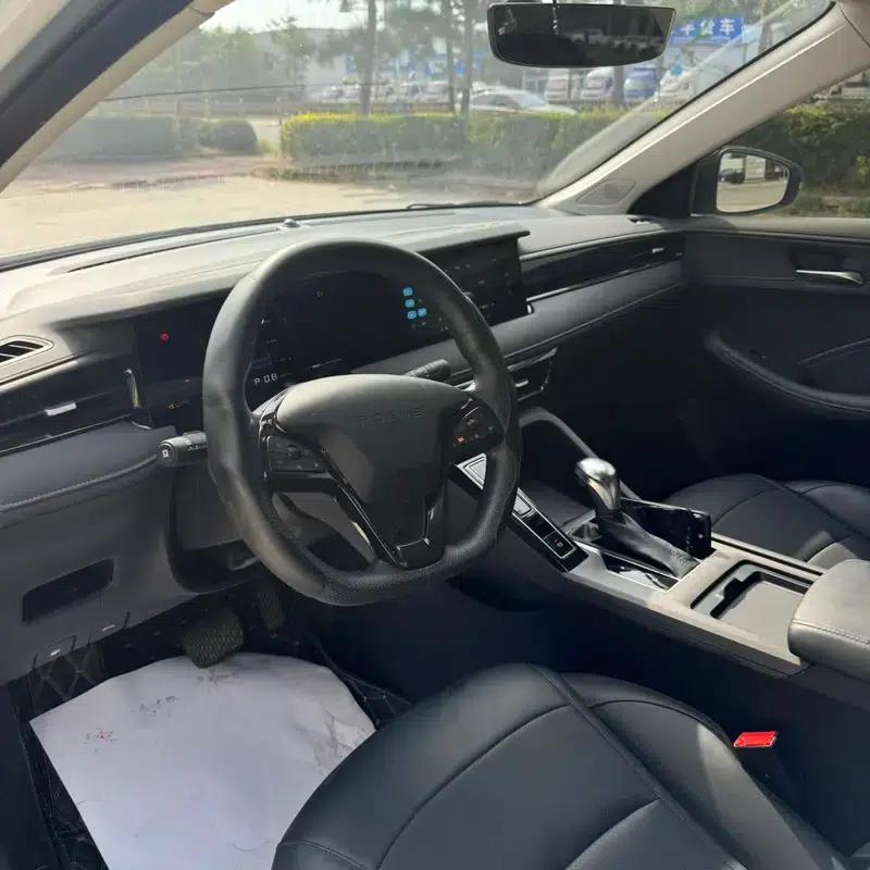 Roewe i5 2024 1.5L CVT Premium Edition — миниатюра 7