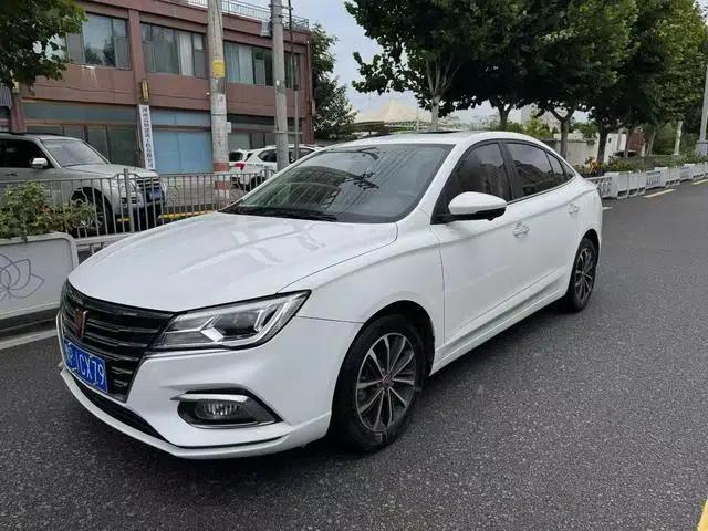 Roewe i5 2020 1.5L Automatic 4G Connected Leading Flagship Edition